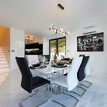 Bellezza Villa *